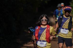 BIB: 1495, 1006
                            <button type="button" onclick="openModal(19235486)" class="btn btn-primary btn-sm float-right btn-popup" data-toggle="modal" data-target=".modal-high-quality">
                        <i class="fas fa-shopping-cart"></i> Add to Cart
                    </button>
                                            <button type="button" onclick="isThisMe(19235486, true)" class="btn btn-success btn-sm float-right btn-popup btn-isme hidden" data-toggle="tooltip" data-placement="bottom" title="นี่คือรูปของคุณใช่ไหม คลิกที่นี่เพื่อเอาเข้าอัลบั้ม">
                        <i class="fas fa-plus"></i> Add to album
                    </button>
                    <button type="button" onclick="isThisMe(19235486, false)" class="btn btn-warning btn-sm float-right btn-popup btn-isnotme hidden">
                        <i class="fas fa-ban"></i> Remove from album
                    </button>